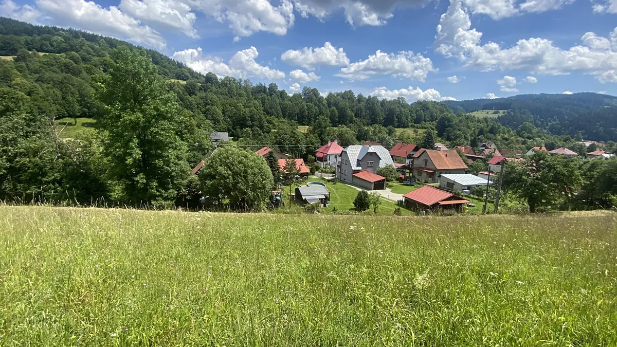 Prodej stavebního pozemku 1053 m²